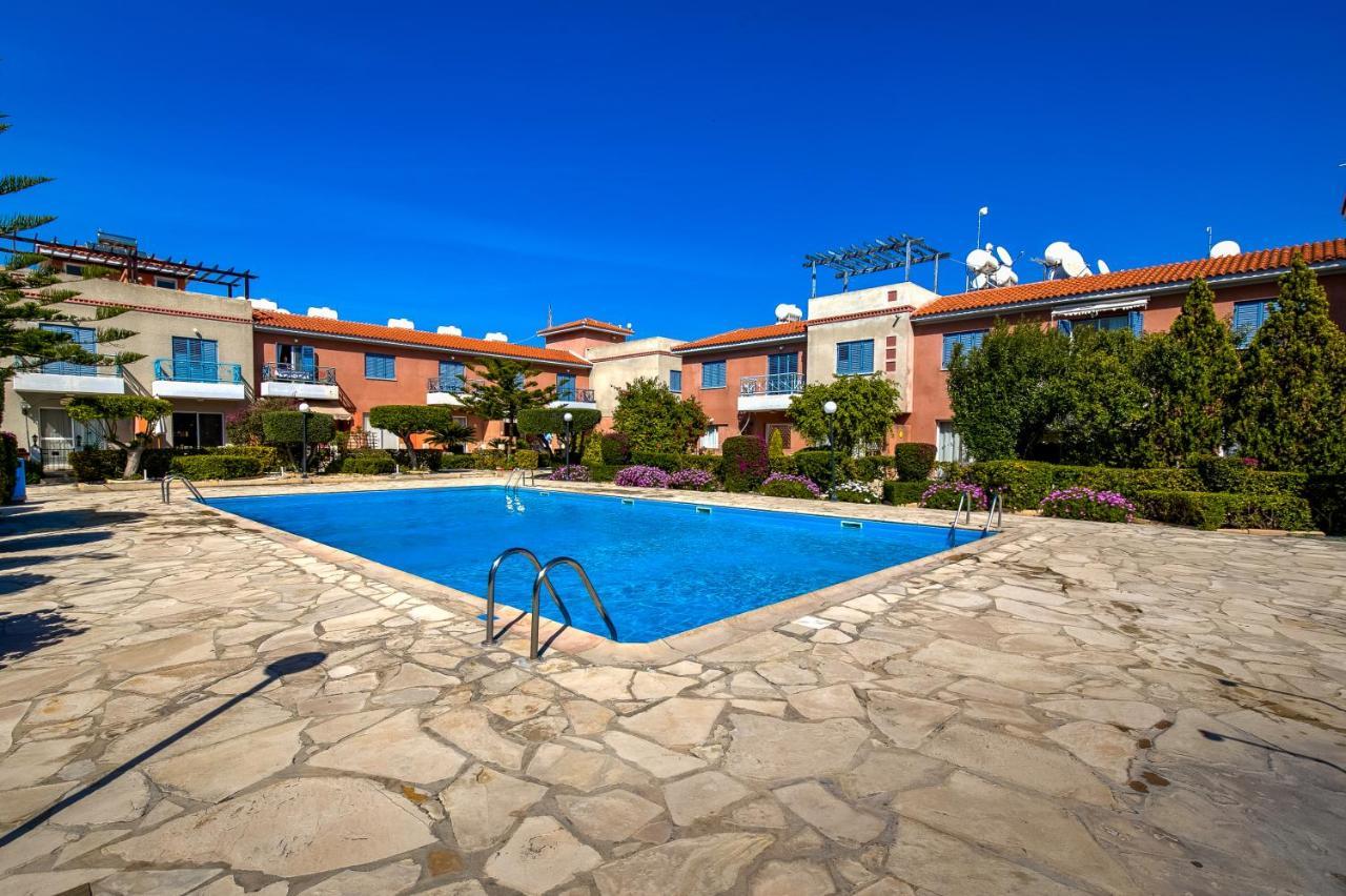 Antonia'S Palace Rooftop Jacuzzi Stunning View Paphos Kültér fotó